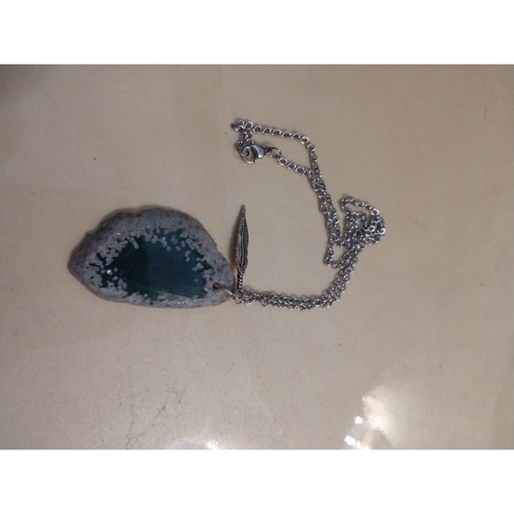 Blue stone Necklace w feather charm boho - Picture 9 of 12